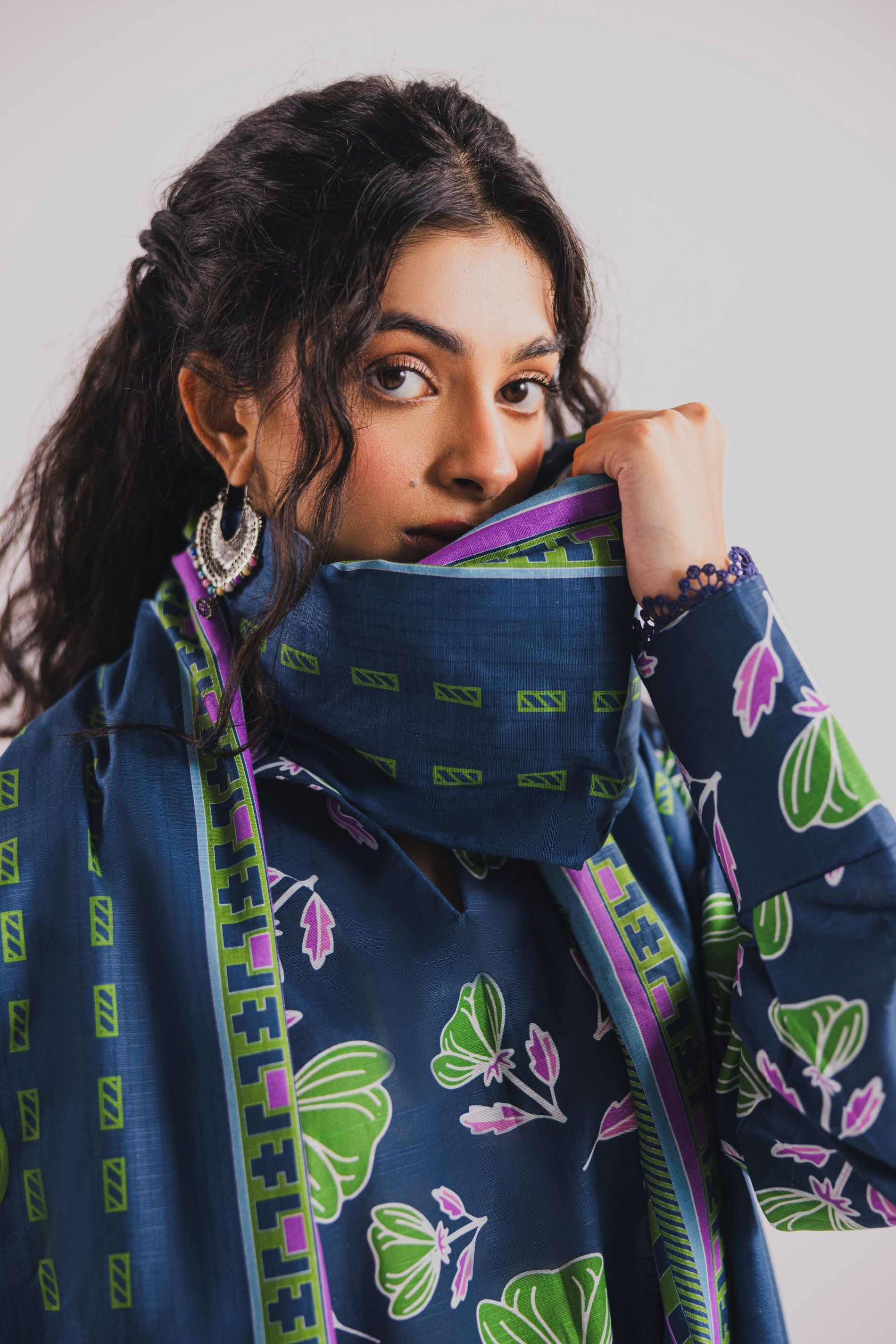 3 Piece Unstitched Printed Khaddar Suit (KWU24606)