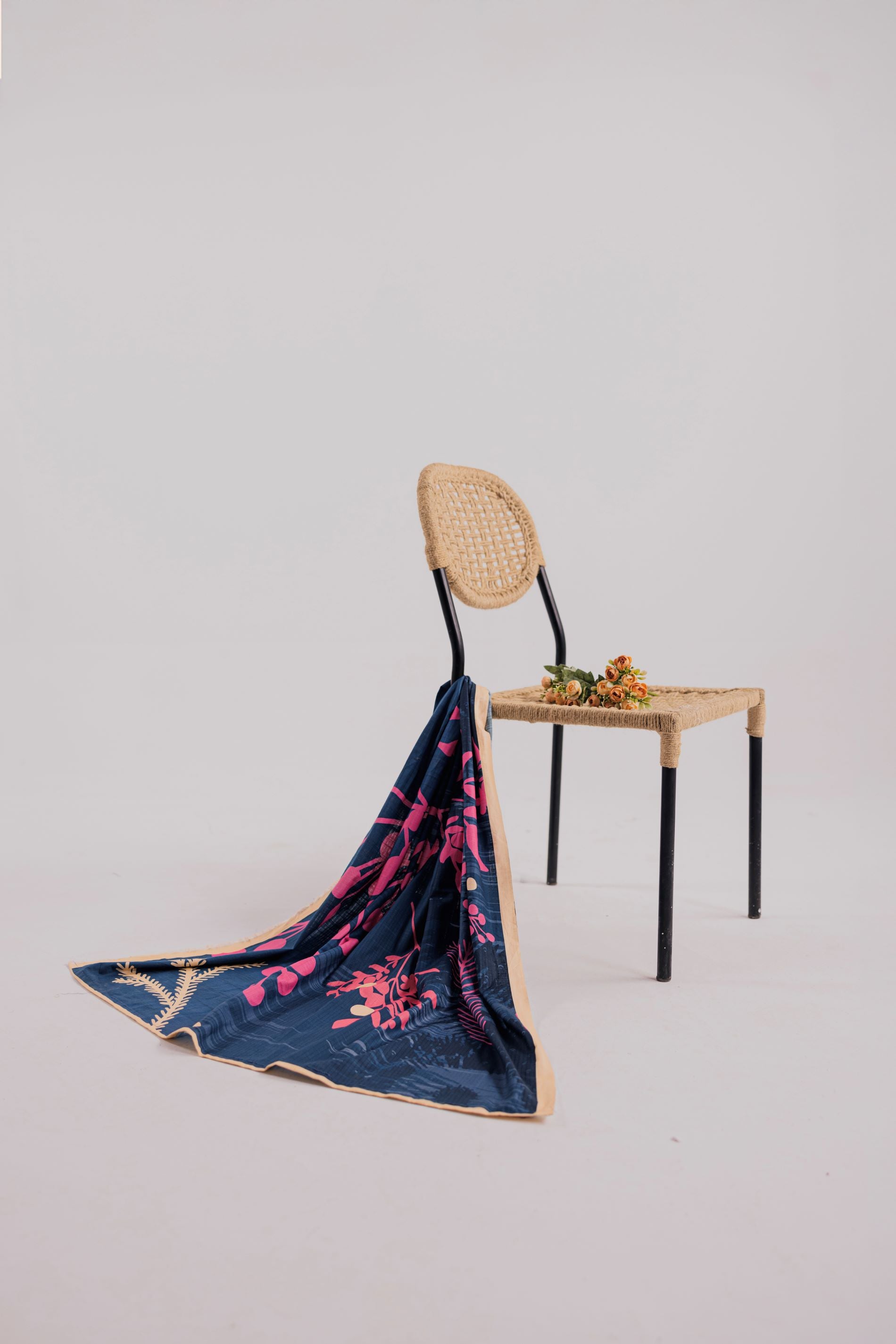 3 Piece Unstitched Printed Khaddar Suit (KWU24605)