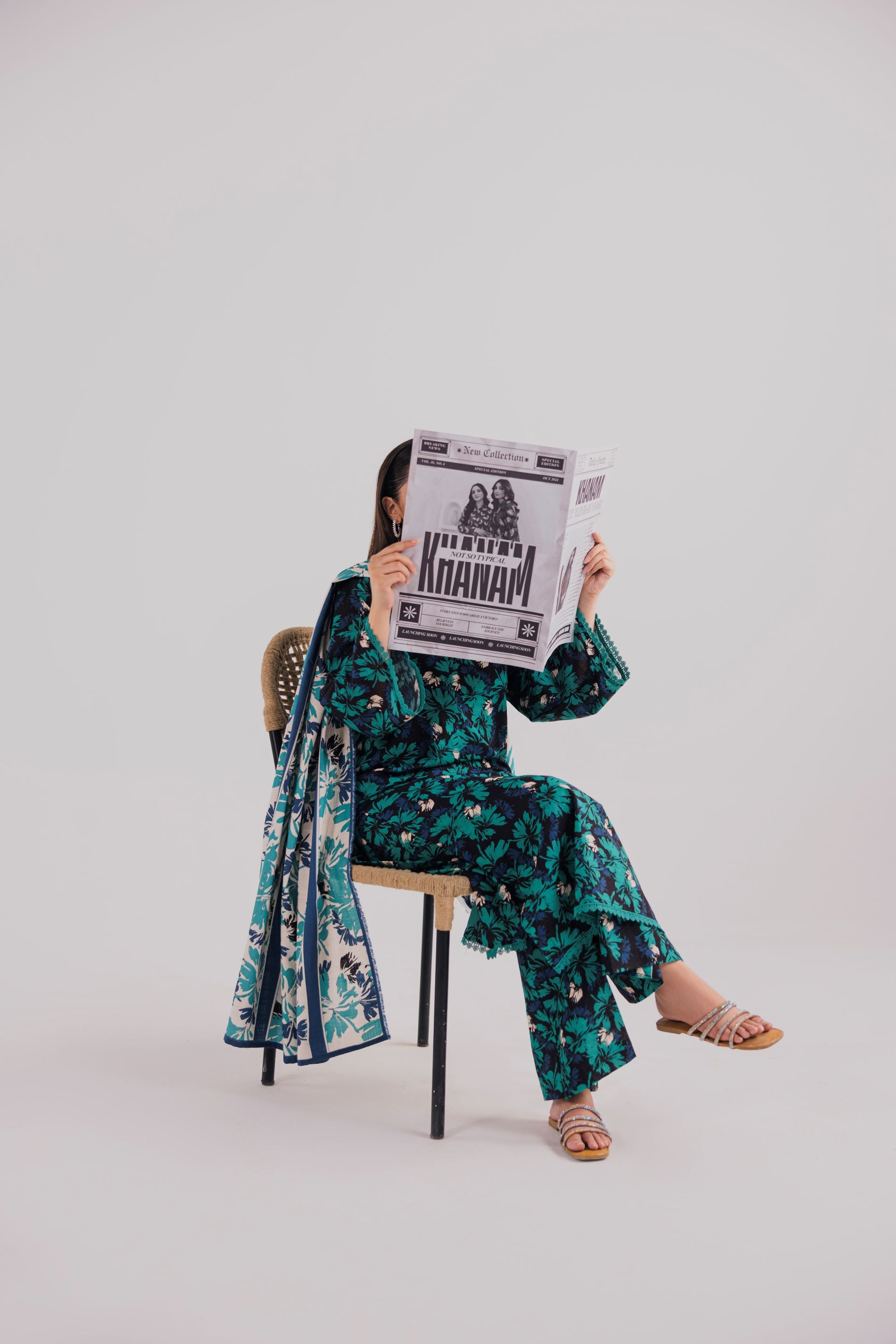 3 Piece Unstitched Printed Khaddar Suit (KWU24603)