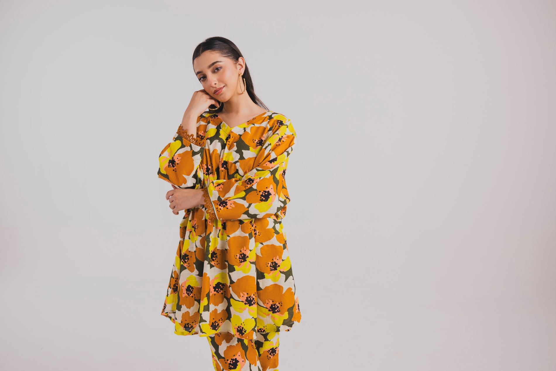 3 Piece Unstitched Printed Khaddar Suit (KWU24601)