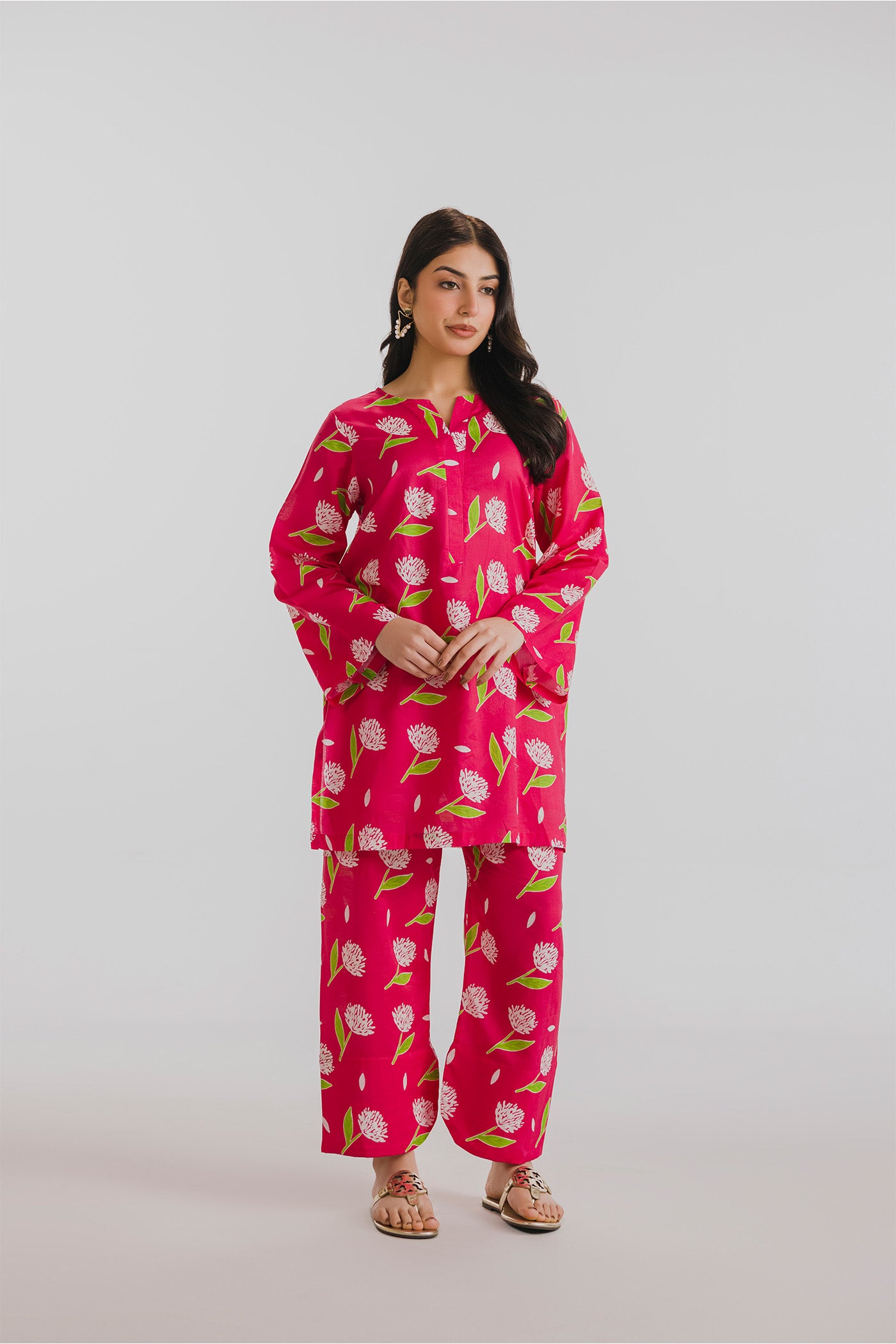 Premium 2 Piece Unstitched Digital Printed Lawn (Scarlet Garden)