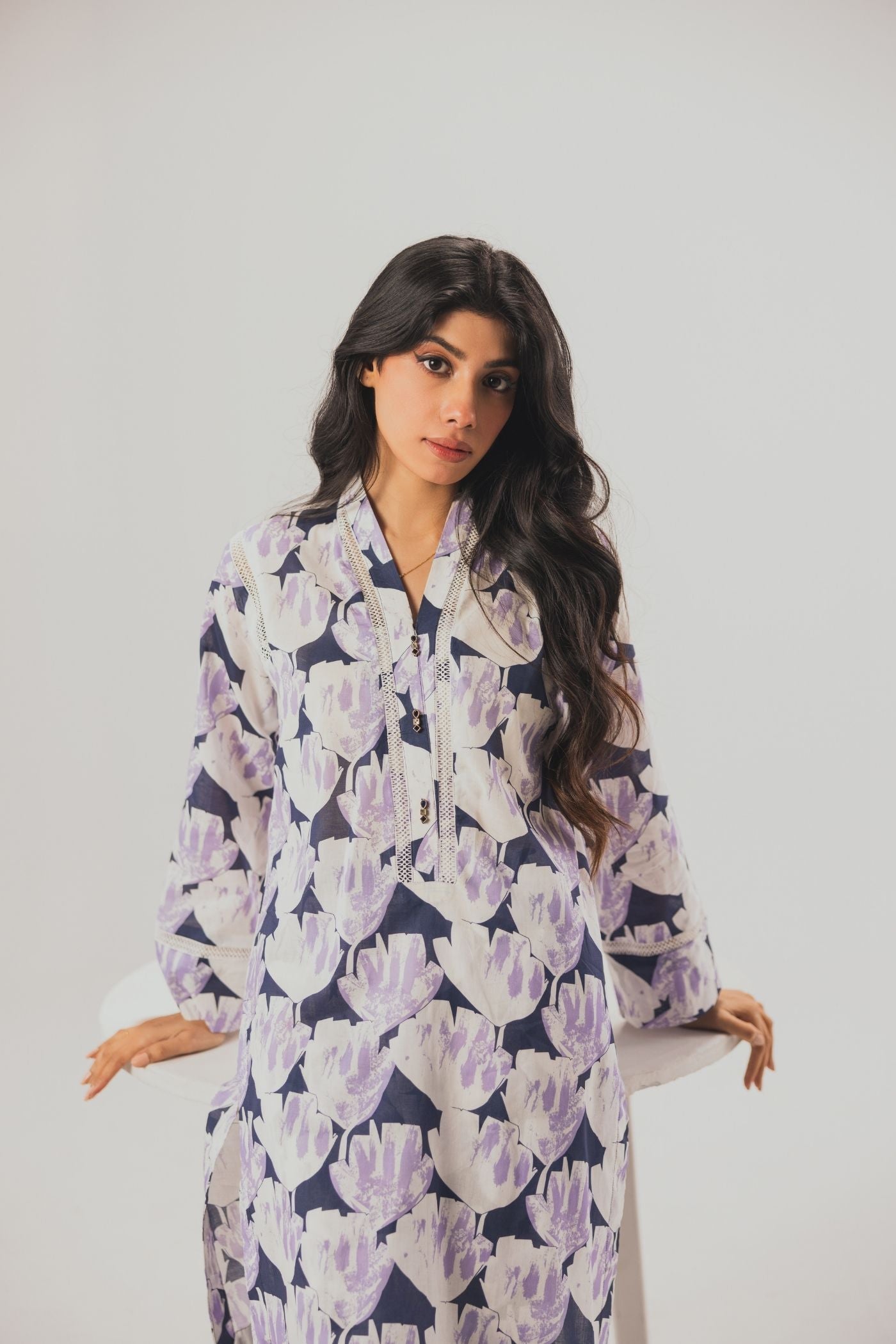 Premium Digital Printed Lawn Fabric (Sprayed Flowers)