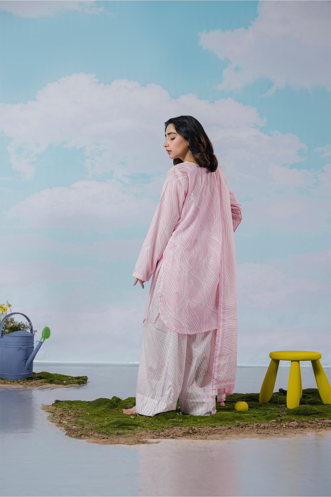 Premium 3 Piece Unstitched Digital Printed Lawn (Blush Lines)