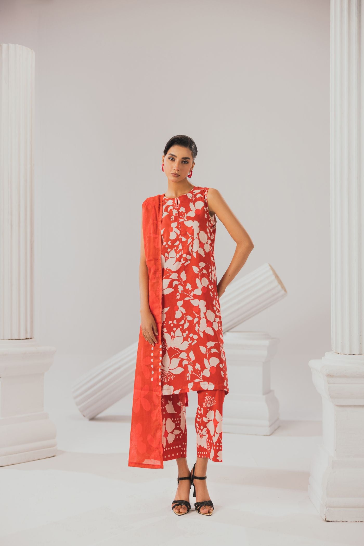 3 Piece Unstitched Printed Lawn Suit (Kahraman)