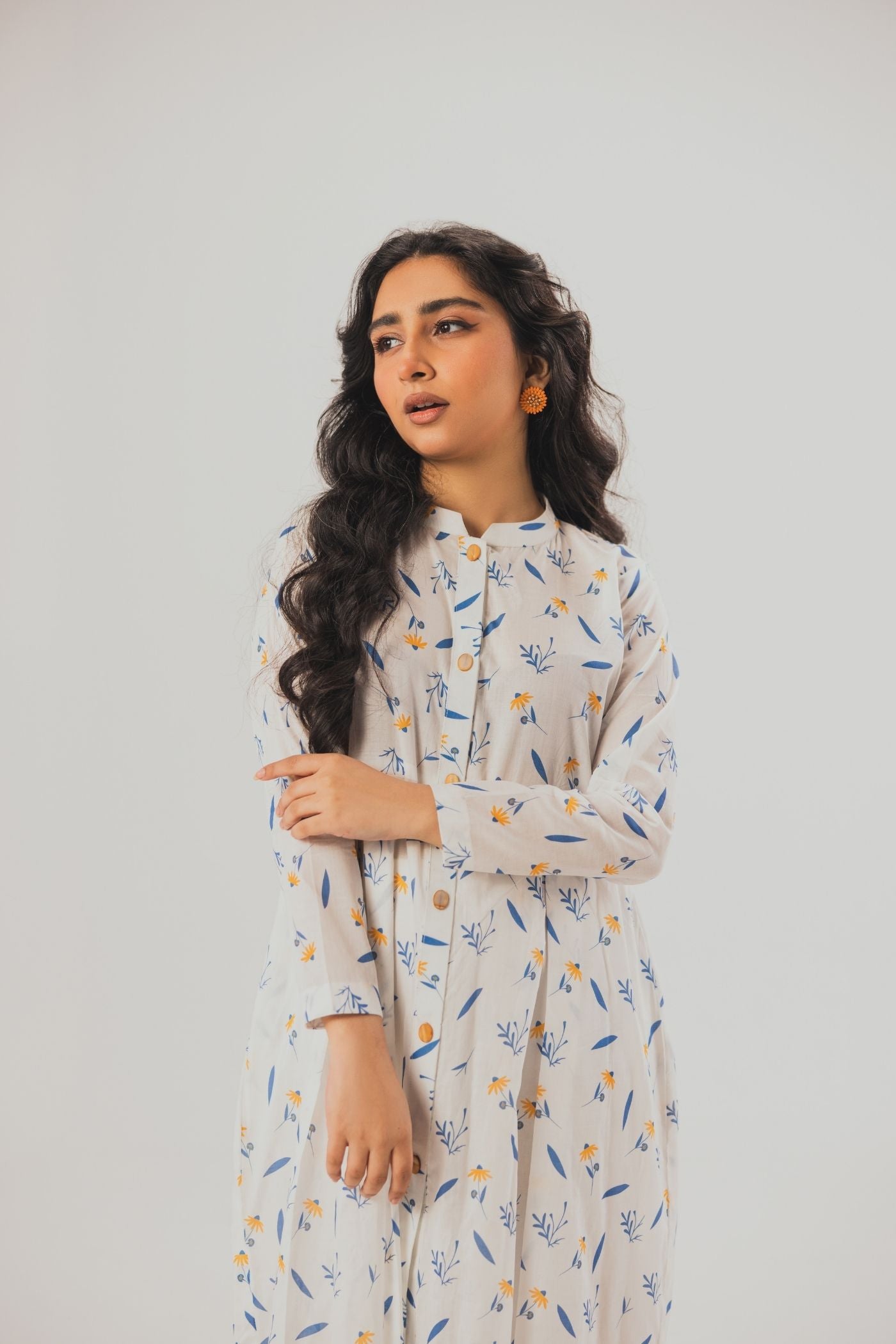 Premium Digital Printed Lawn Fabric (Minimalist)