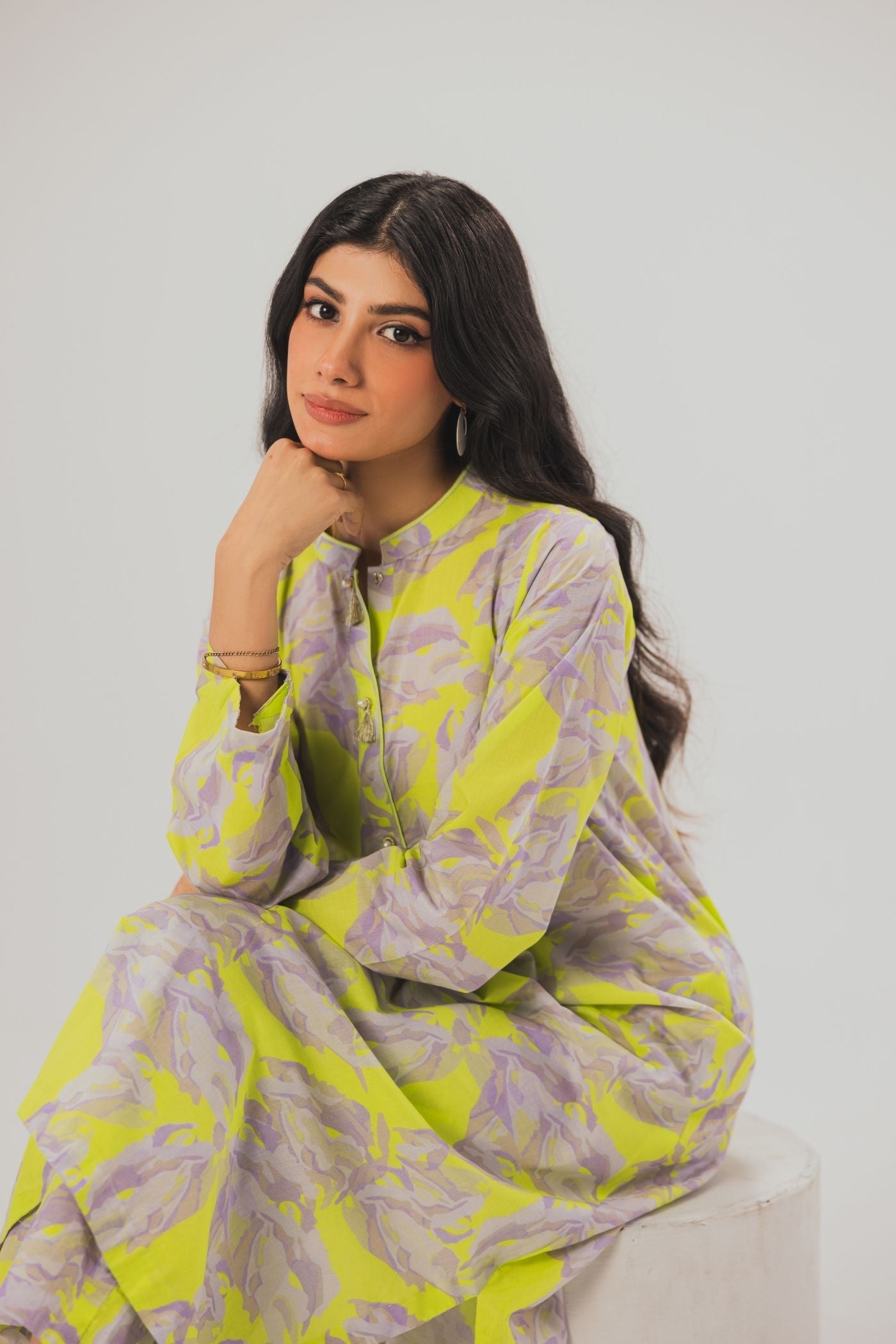 Premium Digital Printed Lawn Fabric (Lavender Splash)