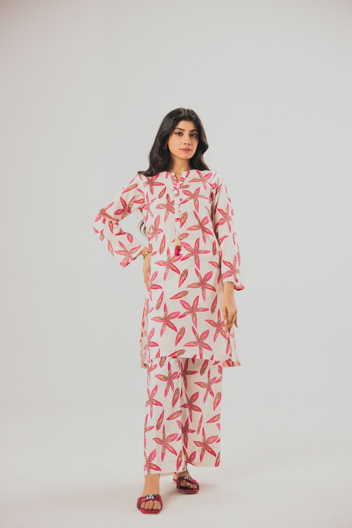 Premium Digital Printed Lawn Fabric (Radiant Bloom)