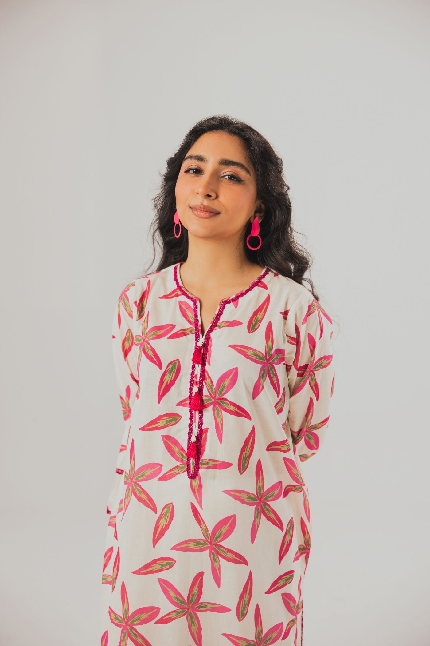 Premium Digital Printed Lawn Fabric (Radiant Bloom)