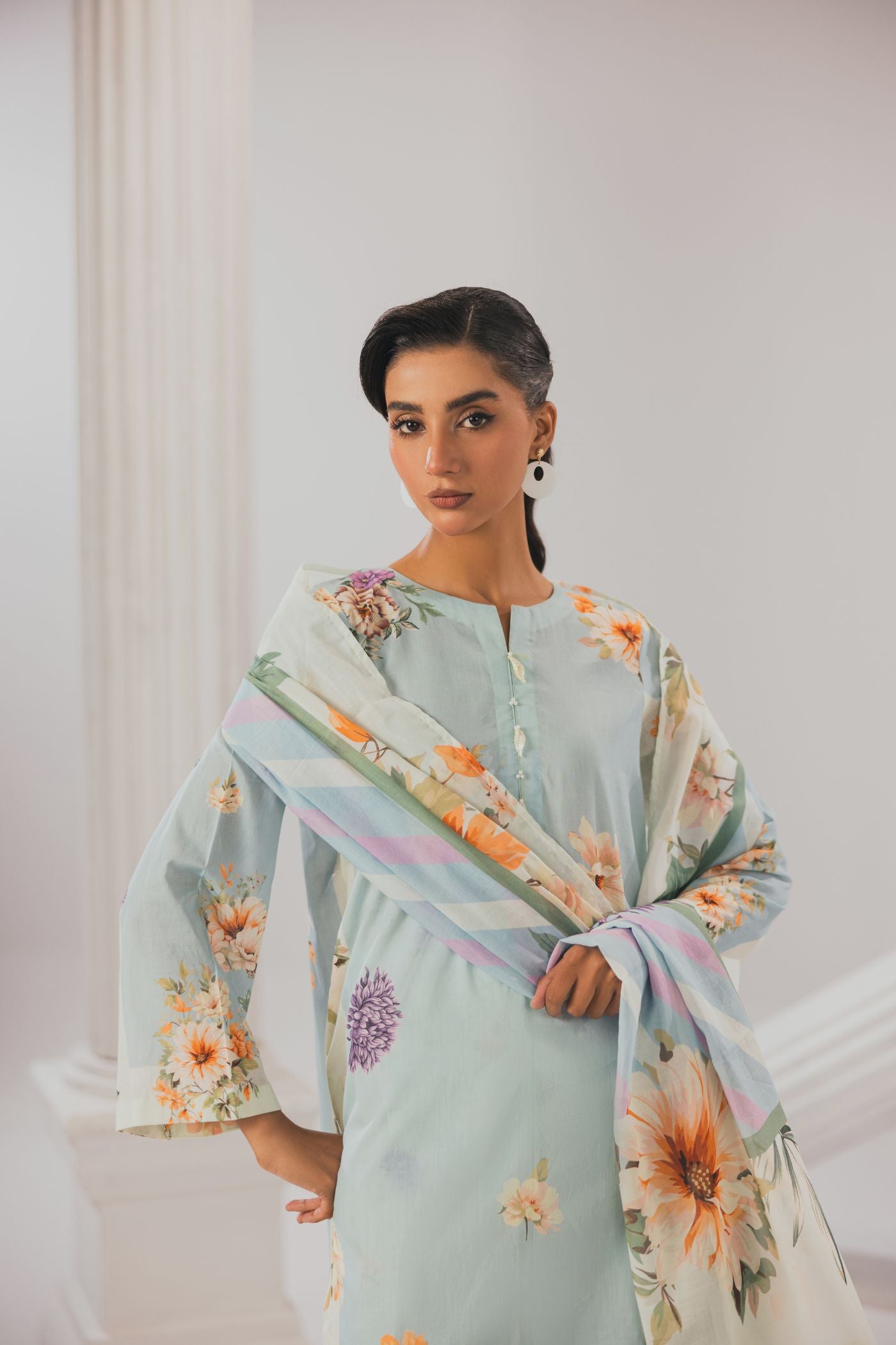 3 Piece Unstitched Printed Lawn Suit (Şahane)