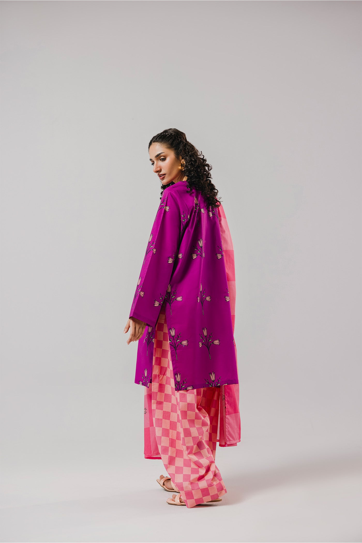 Premium 3 Piece Unstitched Digital Printed Lawn (Checked Bloom Era)