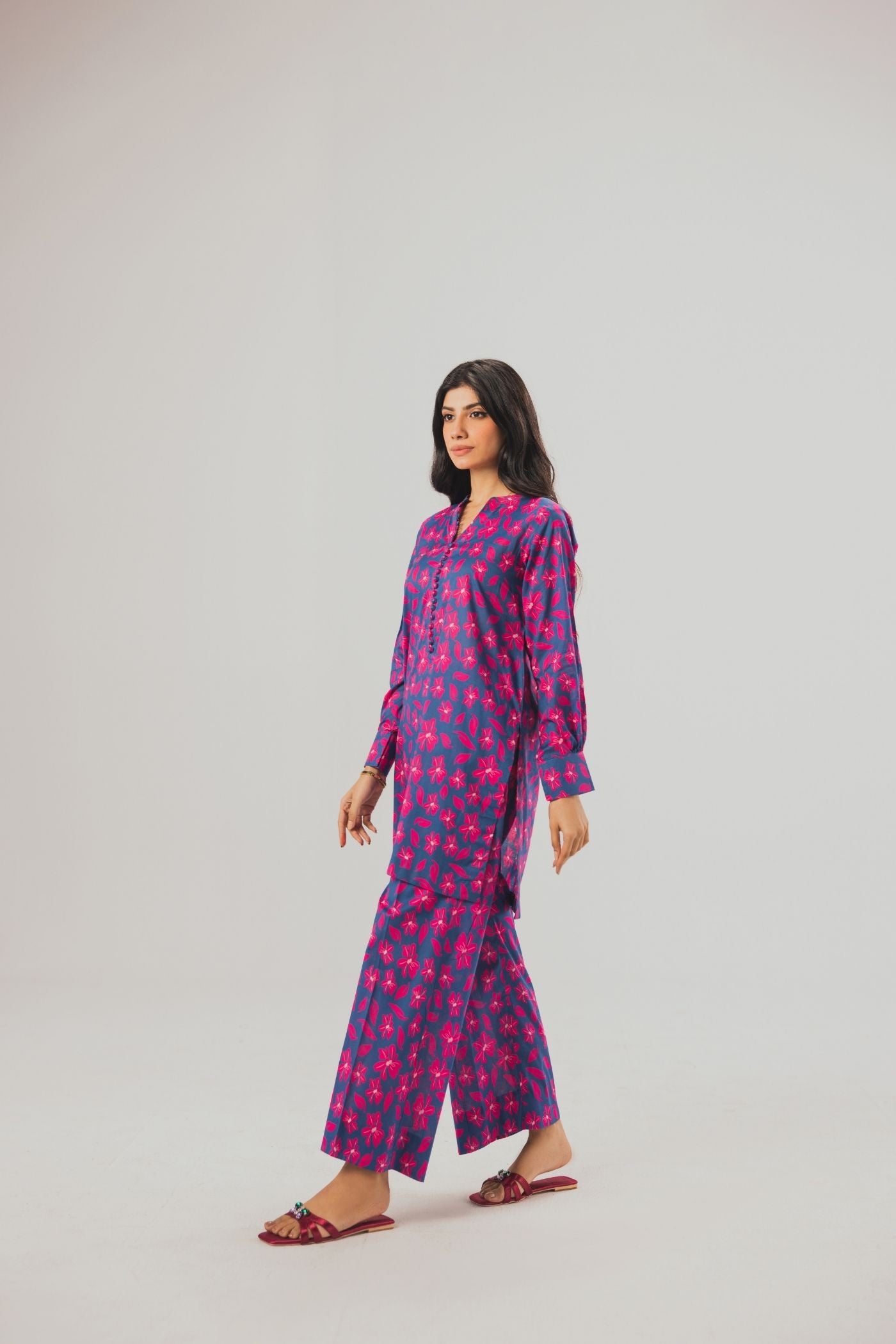 Premium Digital Printed Lawn Fabric (Hot Pink Garden)