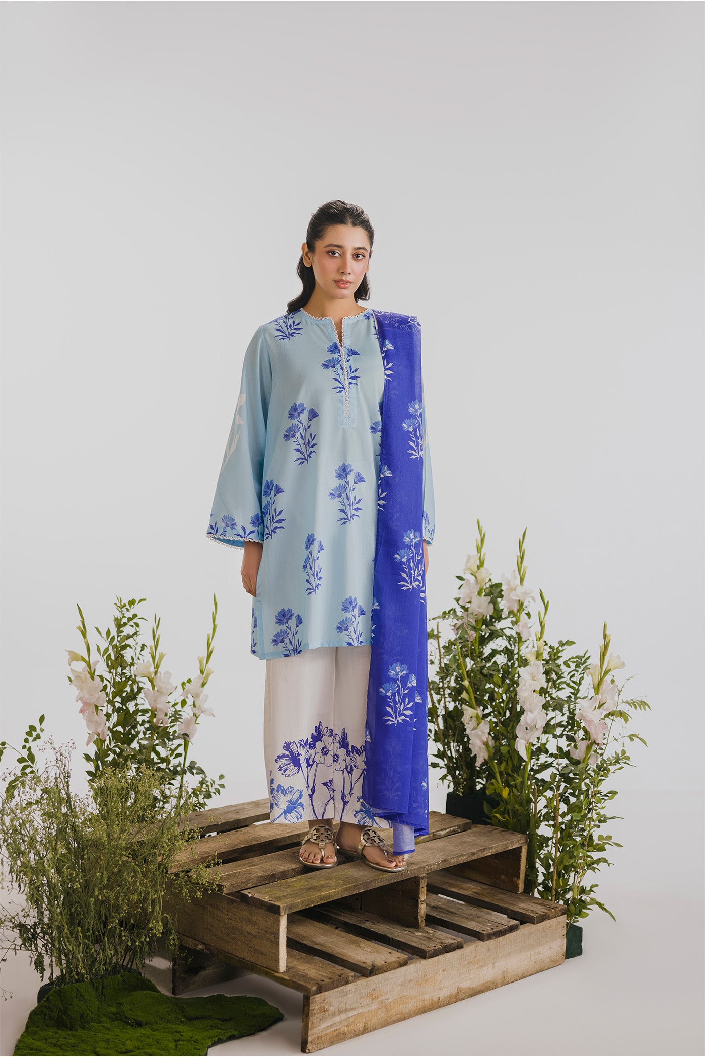 Premium 3 Piece Unstitched Digital Printed Lawn (Cloud Blossom)