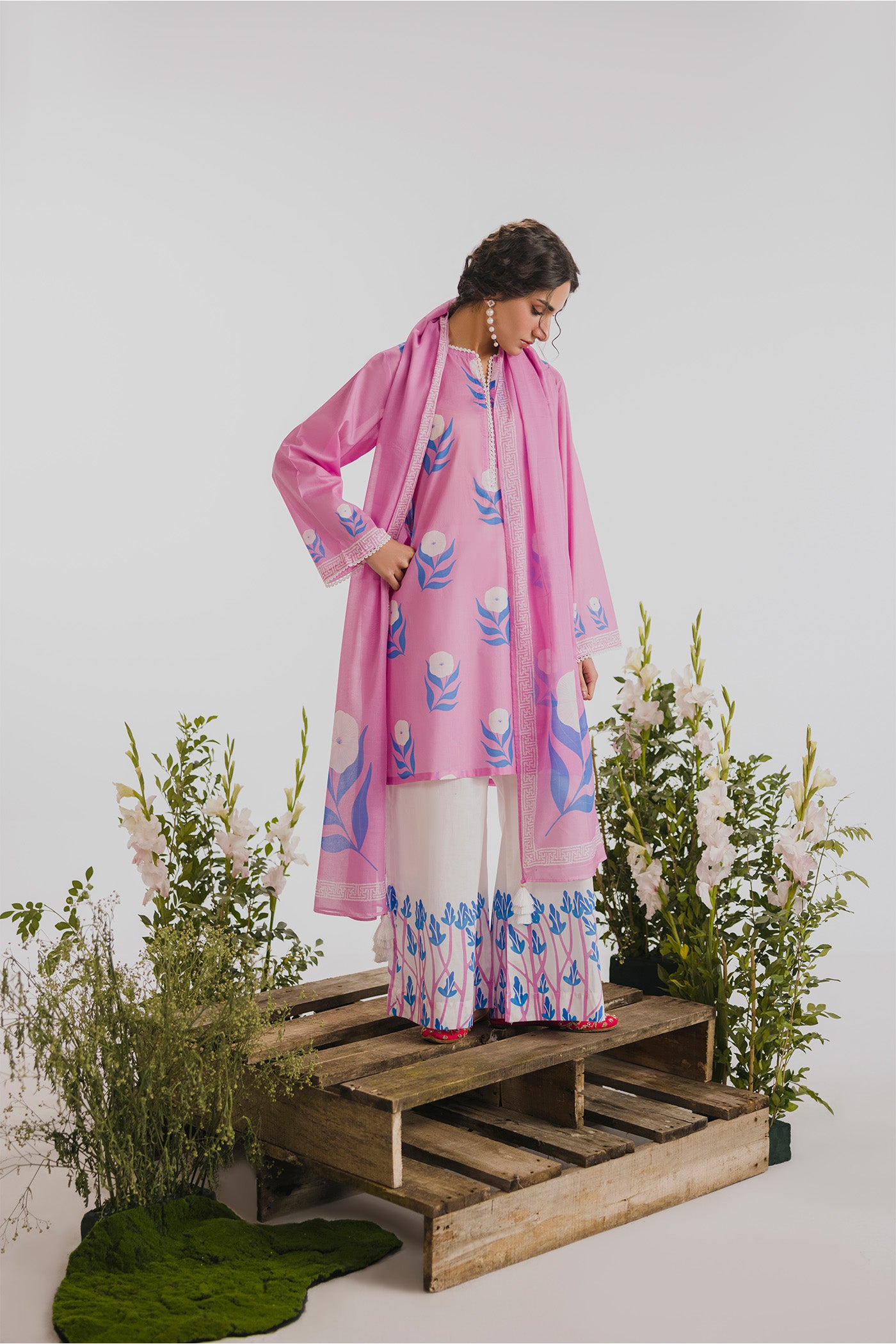 Premium 3 Piece Unstitched Digital Printed Lawn (Back Bloom Theory)