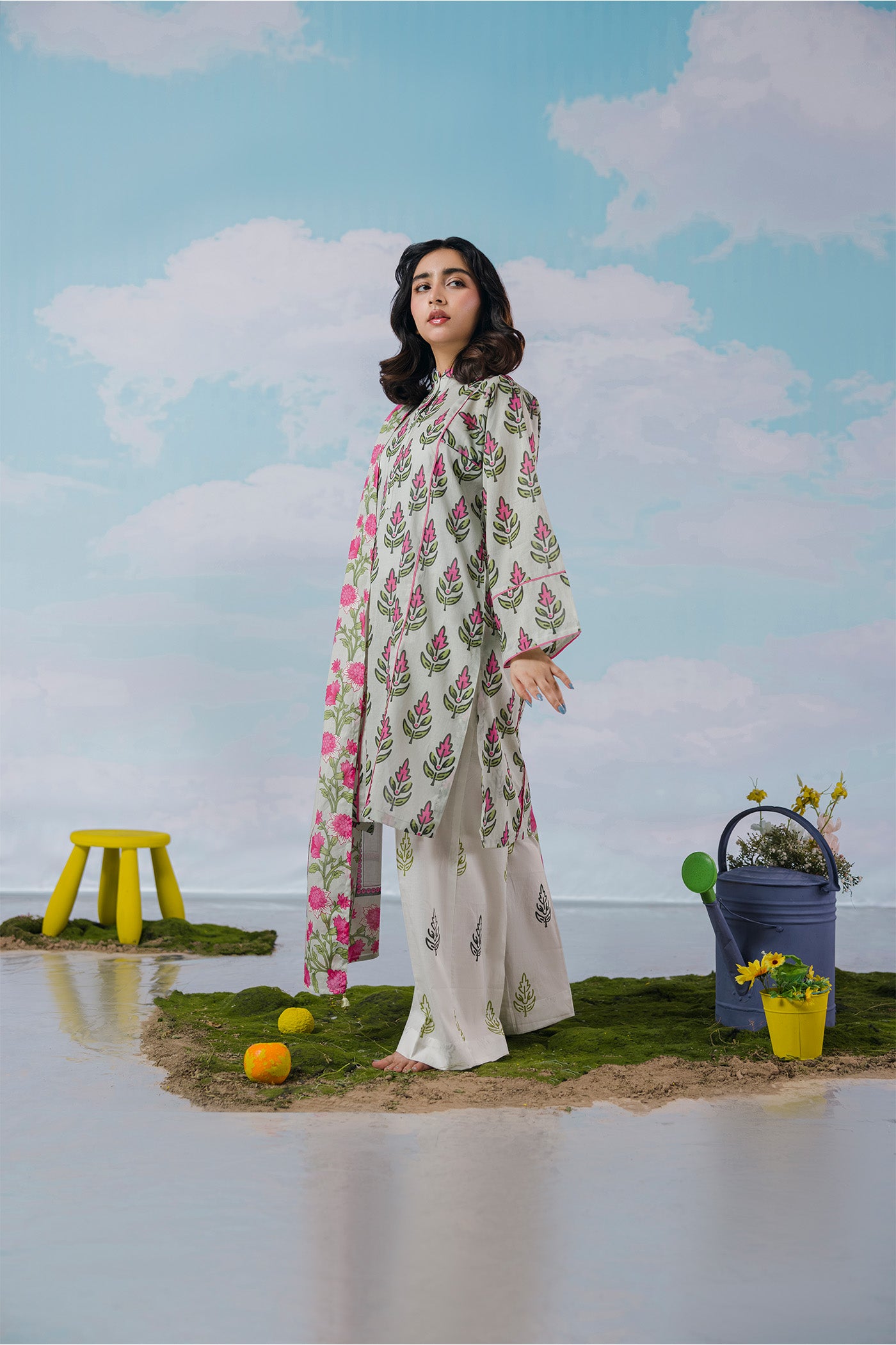 Premium 3 Piece Stitched Digital Printed Lawn (That Mughal Set)