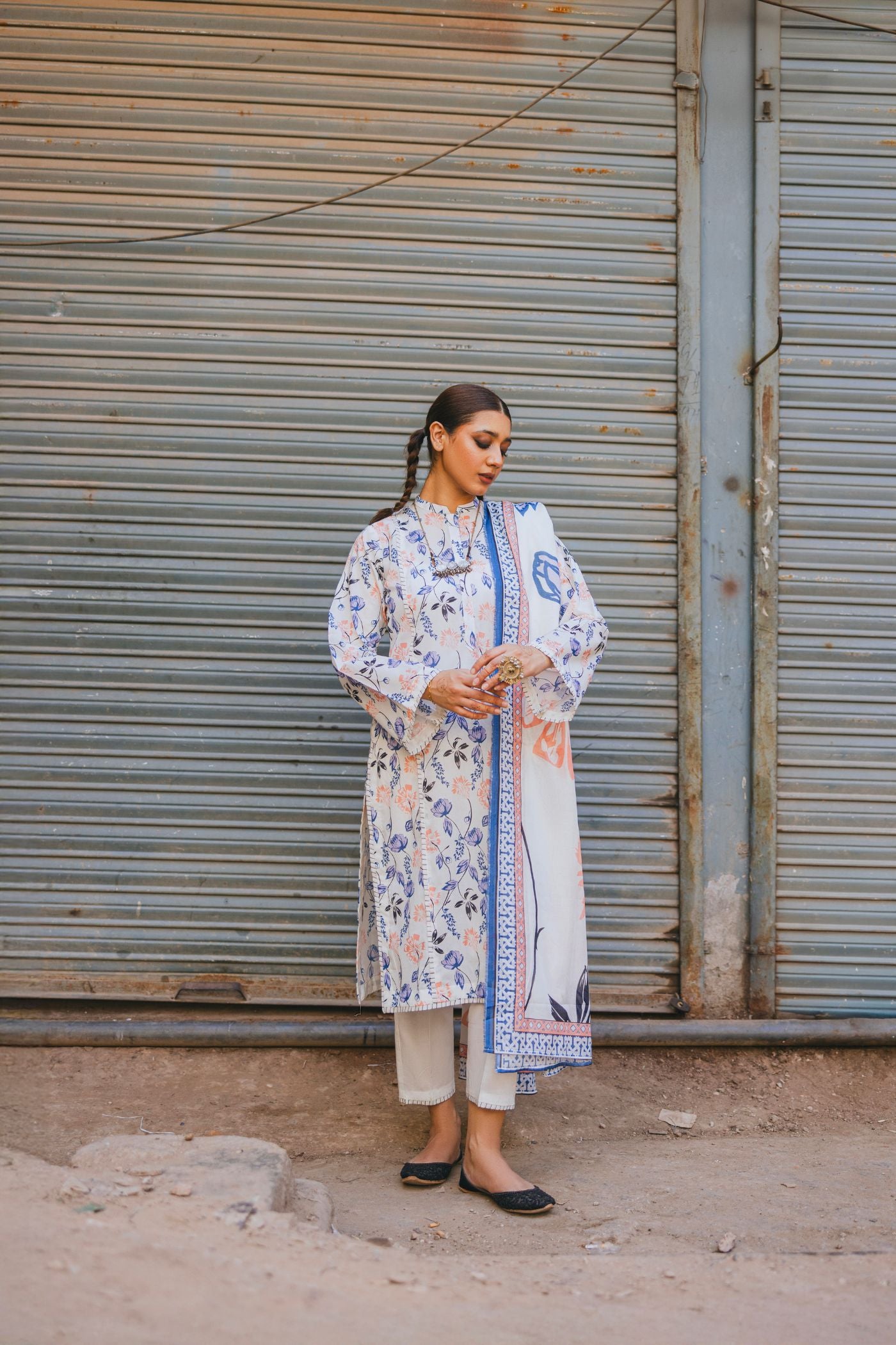 Premium 3 Piece Unstitched Digital Printed Lawn (KWU 25609)
