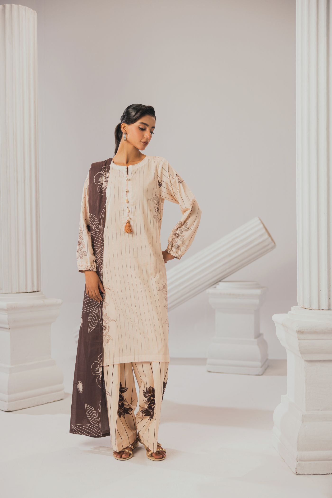 3 Piece Unstitched Printed Lawn Suit (Yürekli)