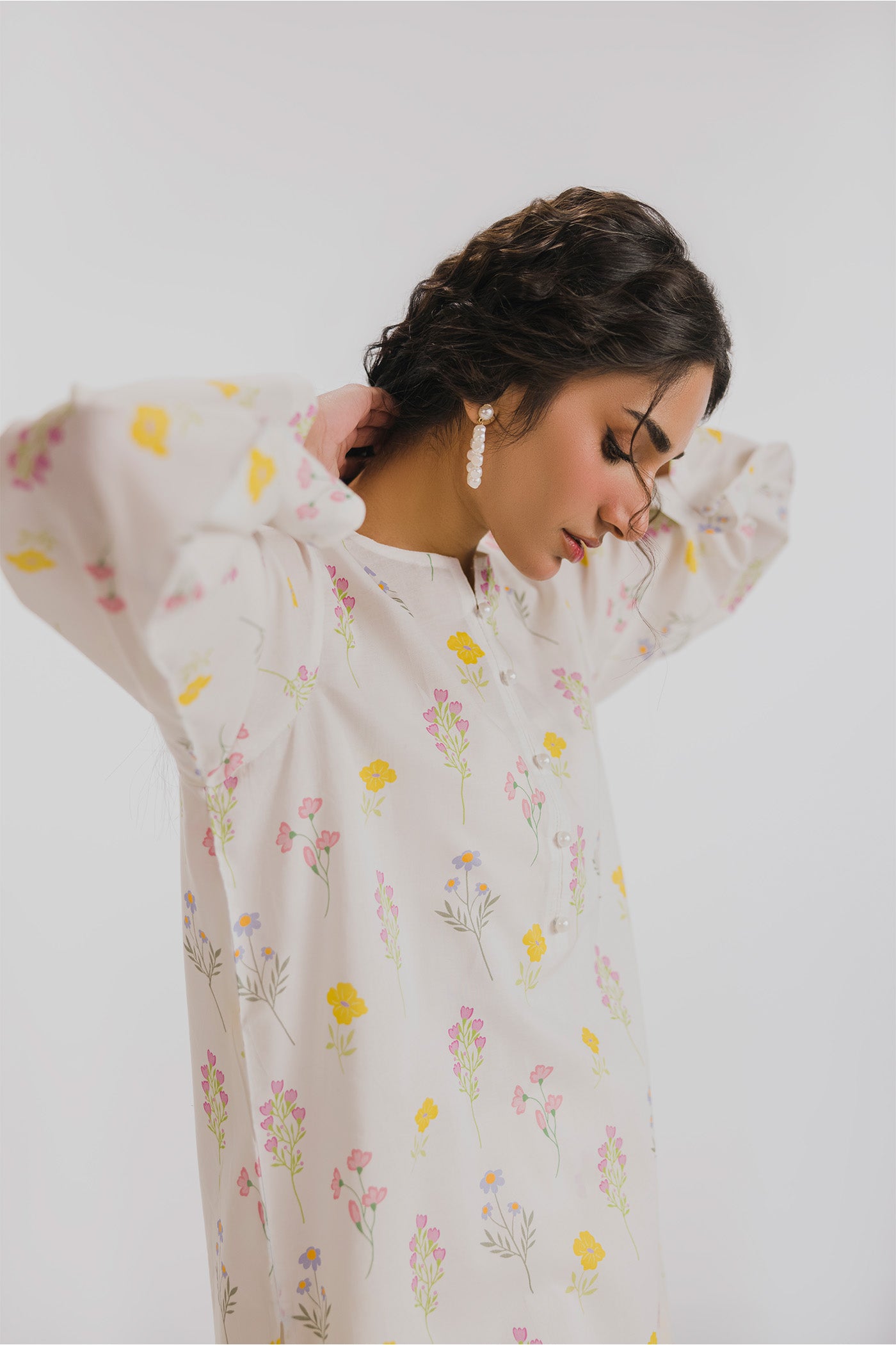 Premium 2 Piece Unstitched Digital Printed Lawn (Minimial Blossom)