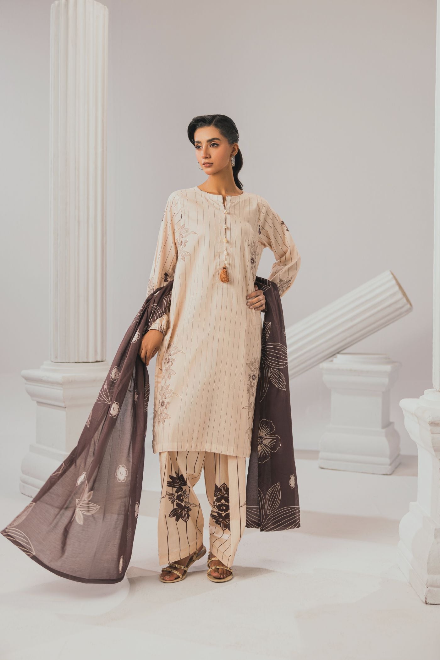 3 Piece Unstitched Printed Lawn Suit (Yürekli)