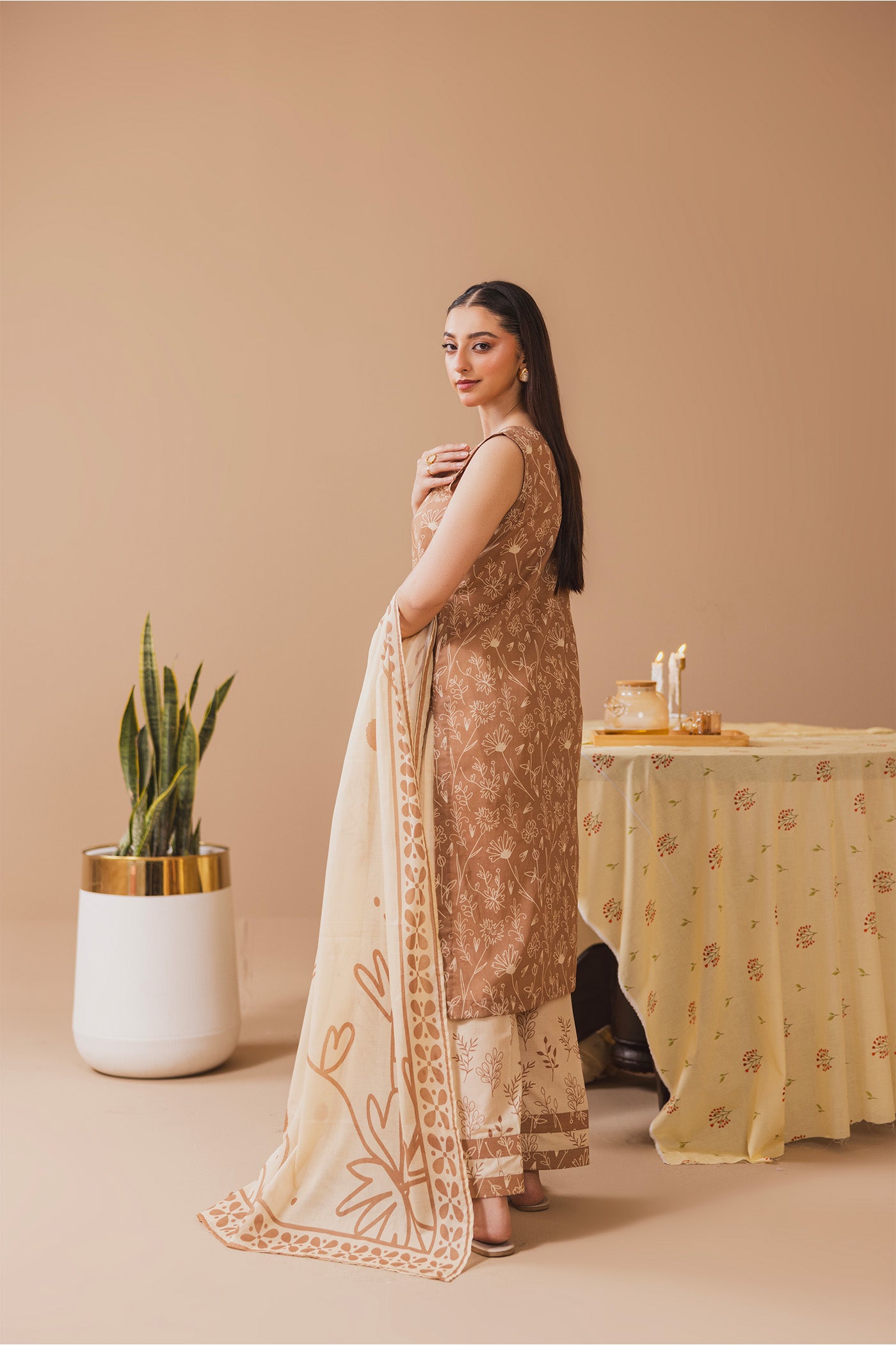 3 Piece Unstitched Printed Lawn Suit (Mocha Mousse)