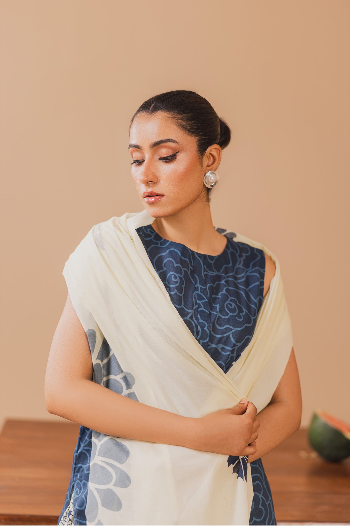 3 Piece Unstitched Printed Lawn Suit (Robusta)