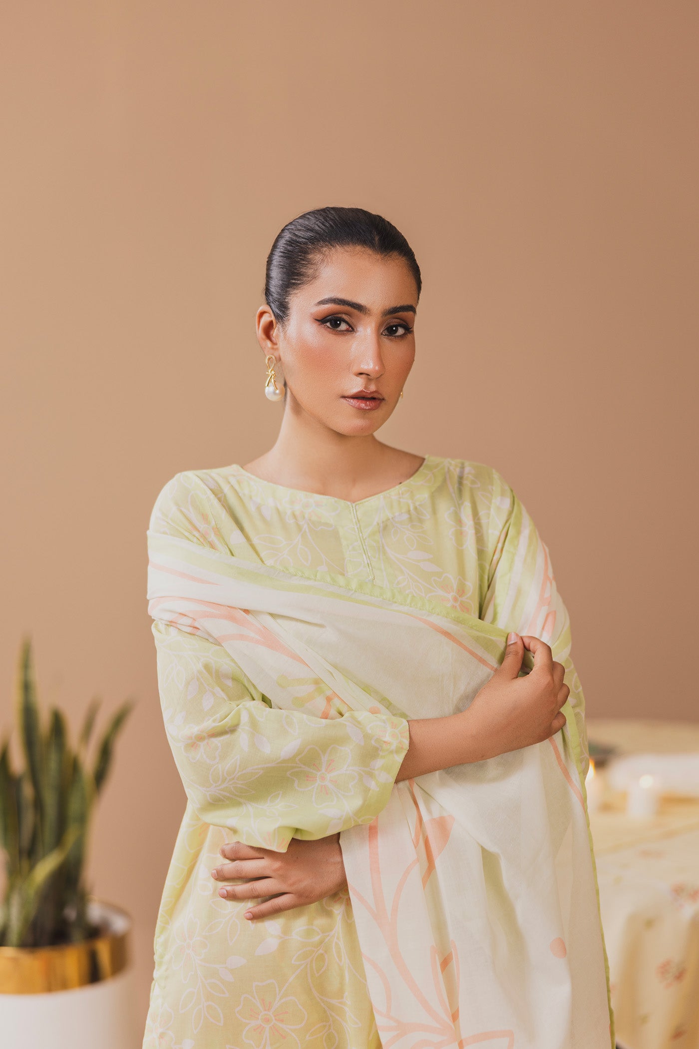 3 Piece Unstitched Printed Lawn Suit (Strawberry Matcha)