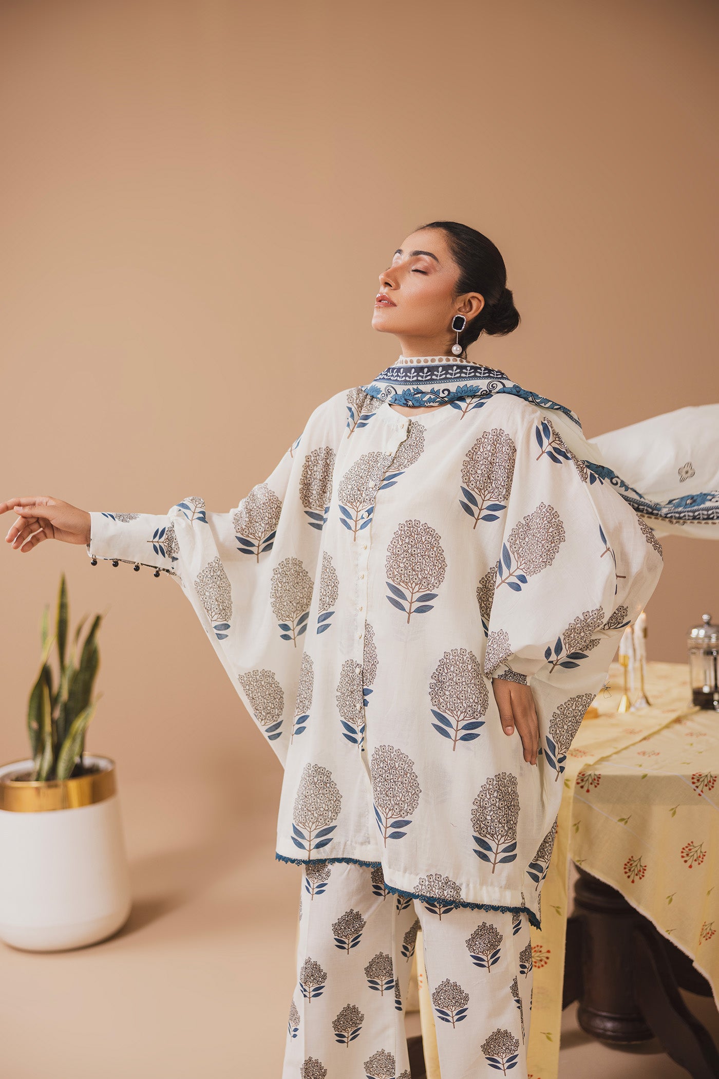 3 Piece Unstitched Printed Lawn Suit (Flat White)