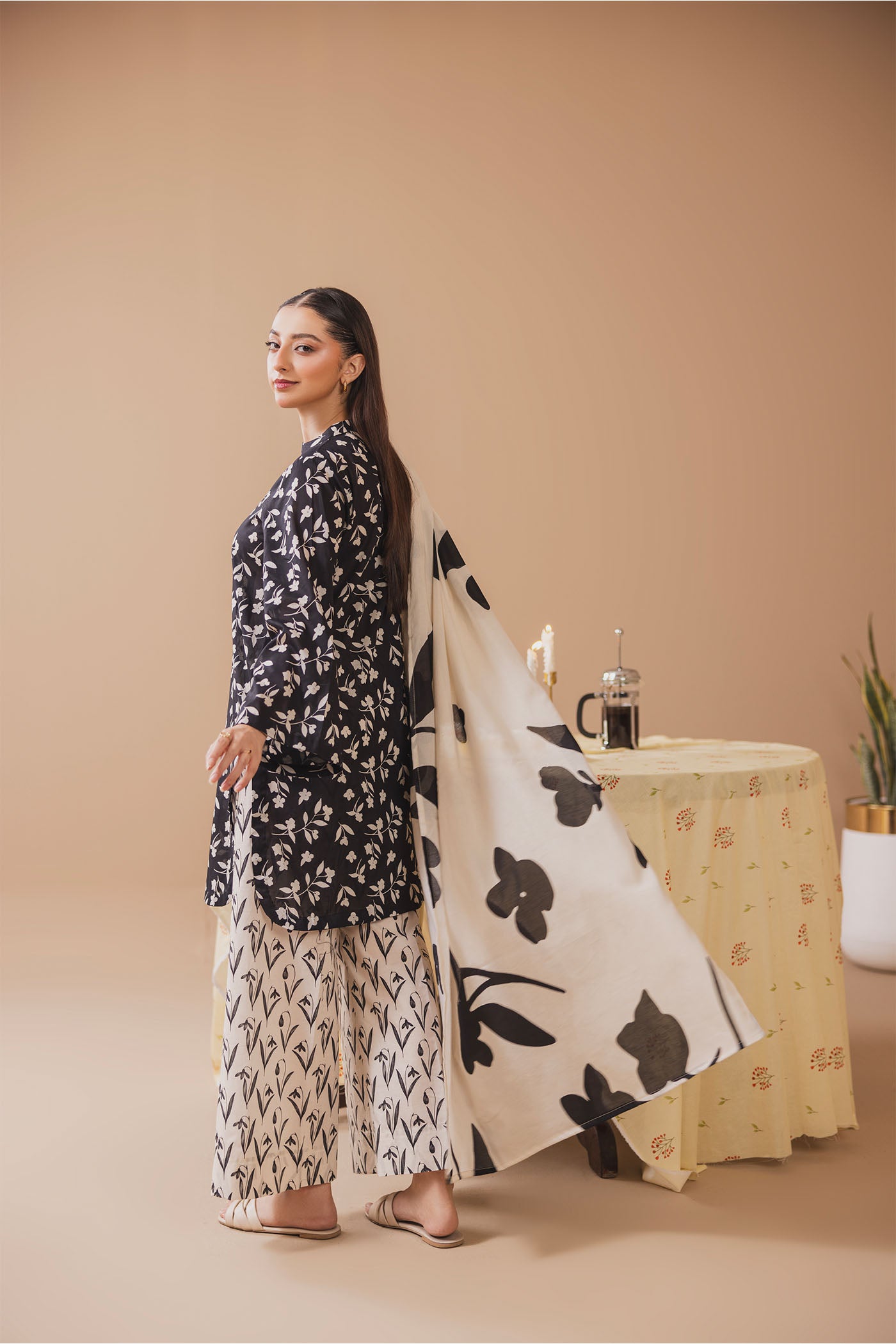 3 Piece Unstitched Printed Lawn Suit (Ristretto)