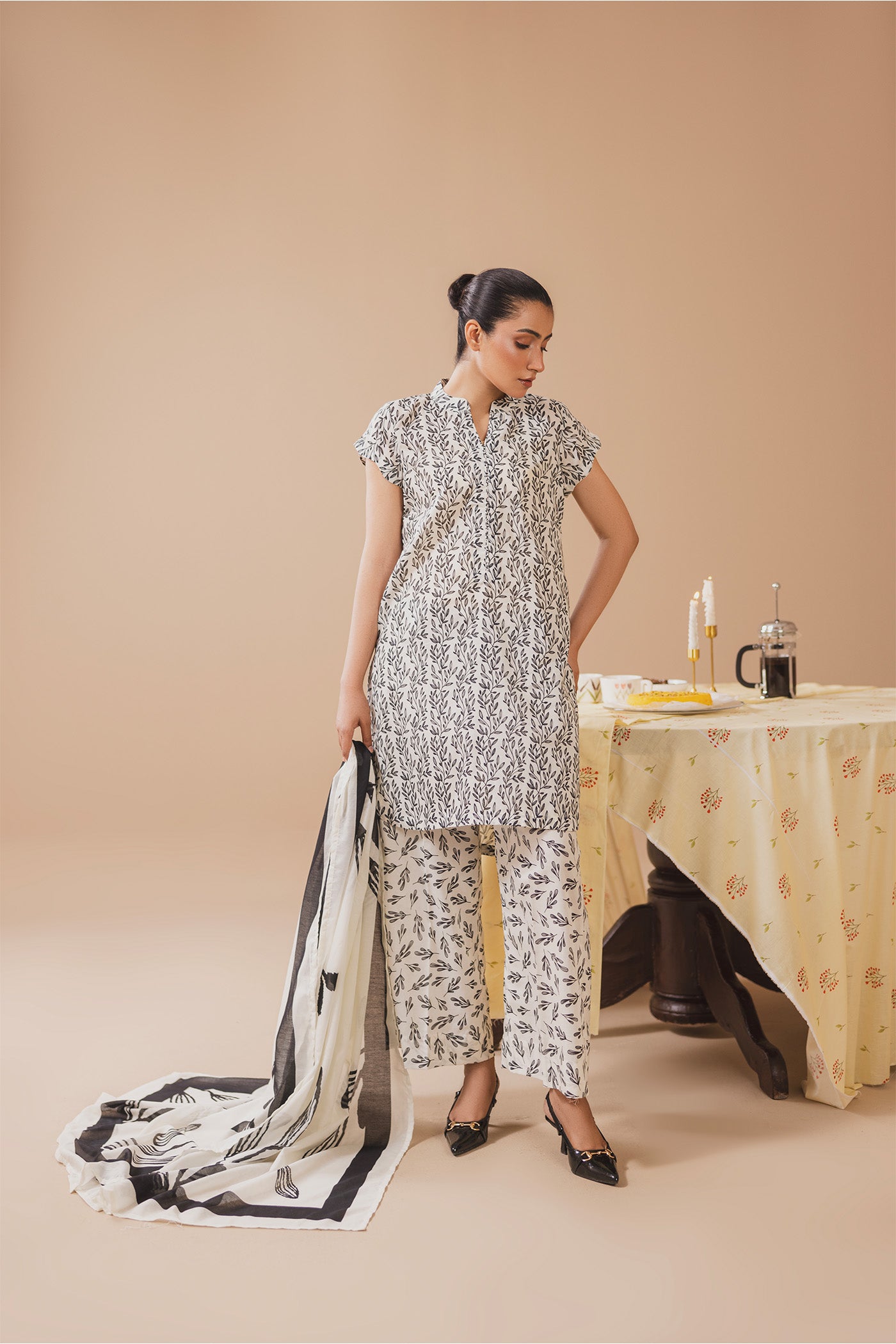 3 Piece Unstitched Printed Lawn Suit (Vanilla Bean)