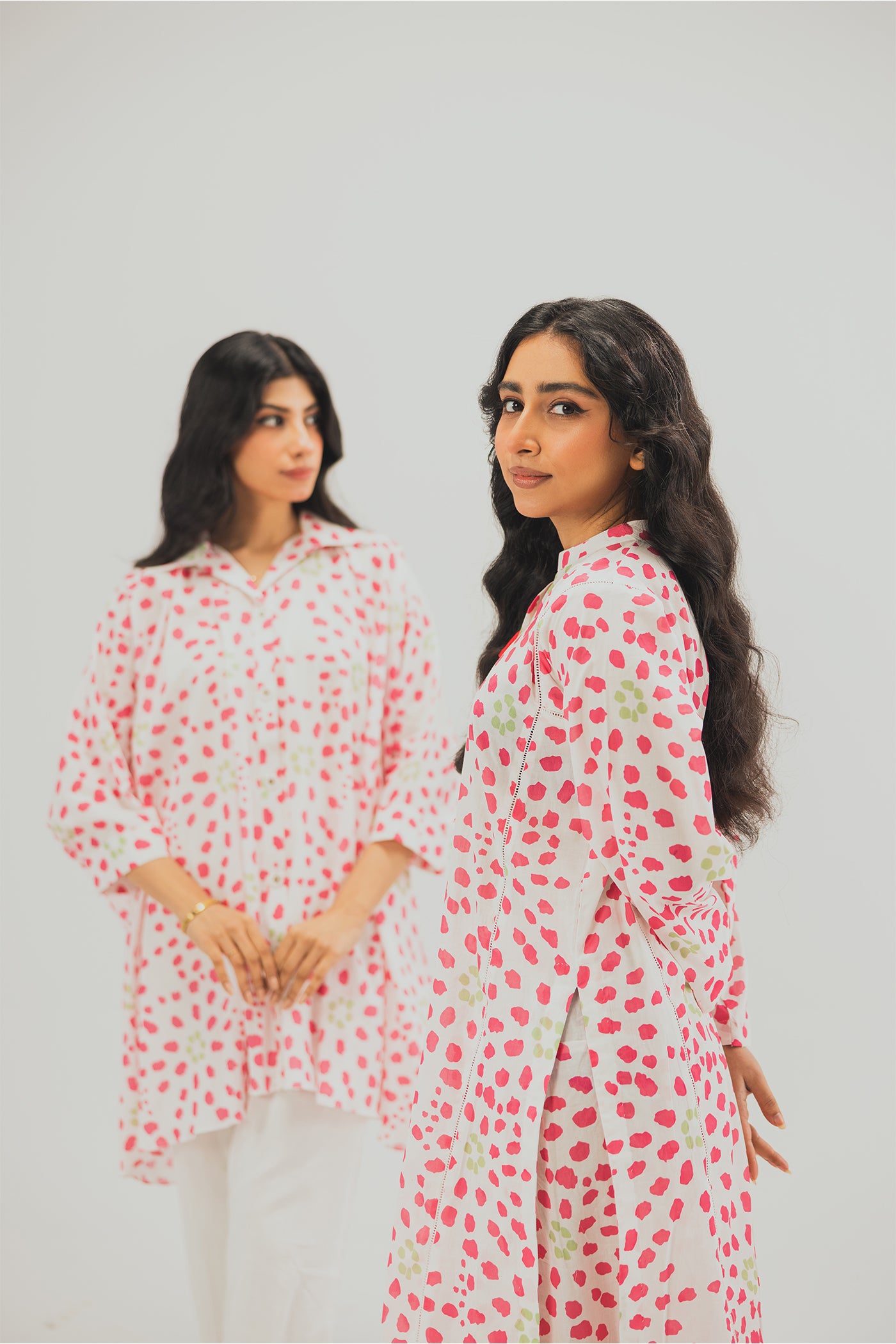 Premium Digital Printed Lawn Fabric (Polka Dot)