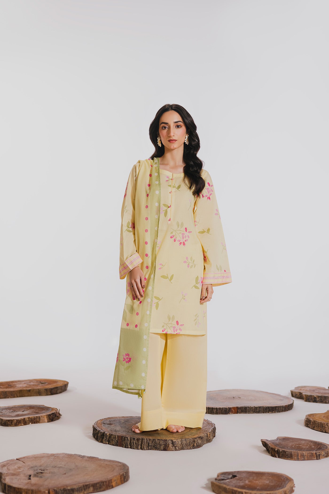 Premium 3 Piece Unstitched Digital Printed Lawn (Lemon Blossom)