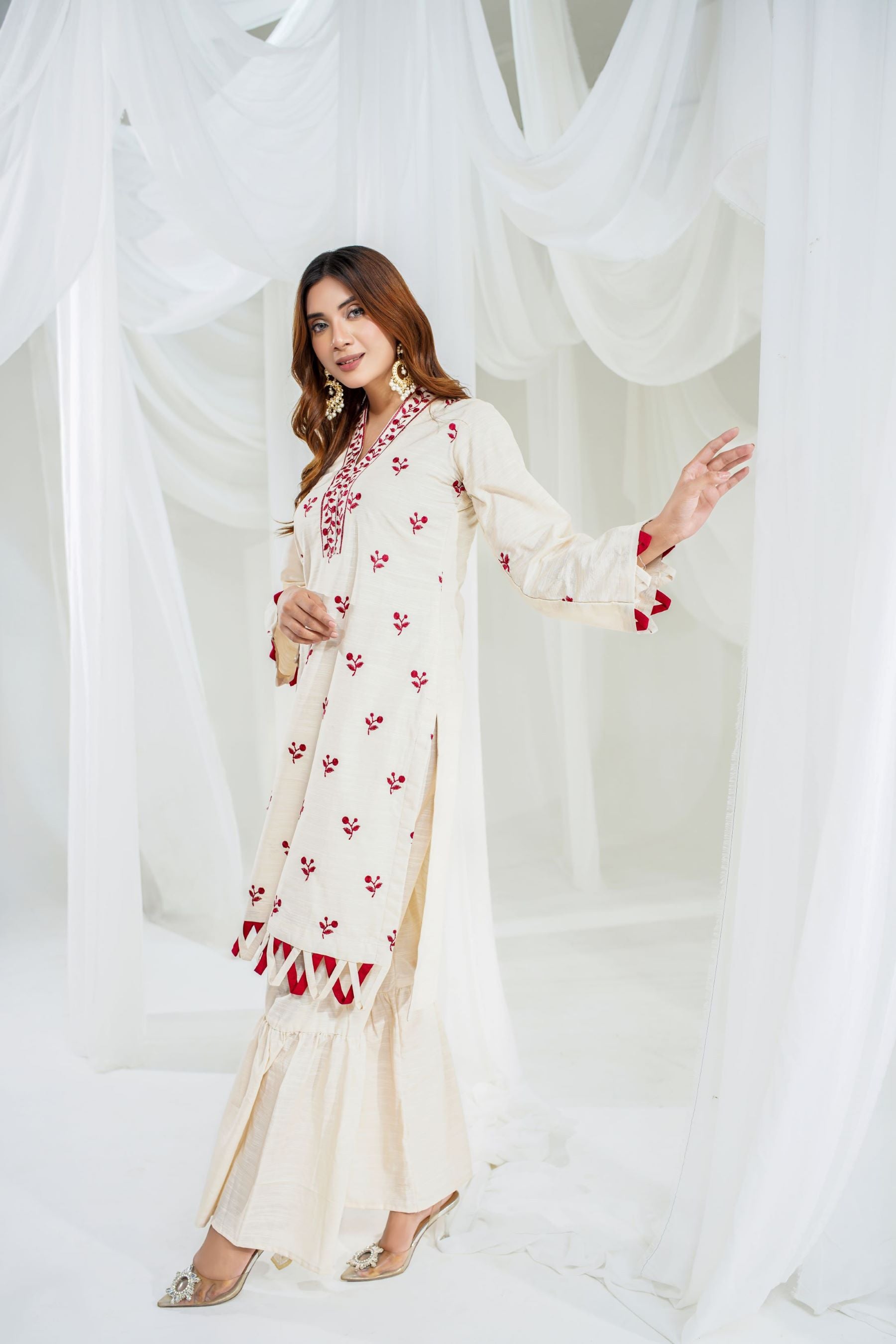 2 Piece Unstitched Embroidered Khaddar Suit (KWU24F401)
