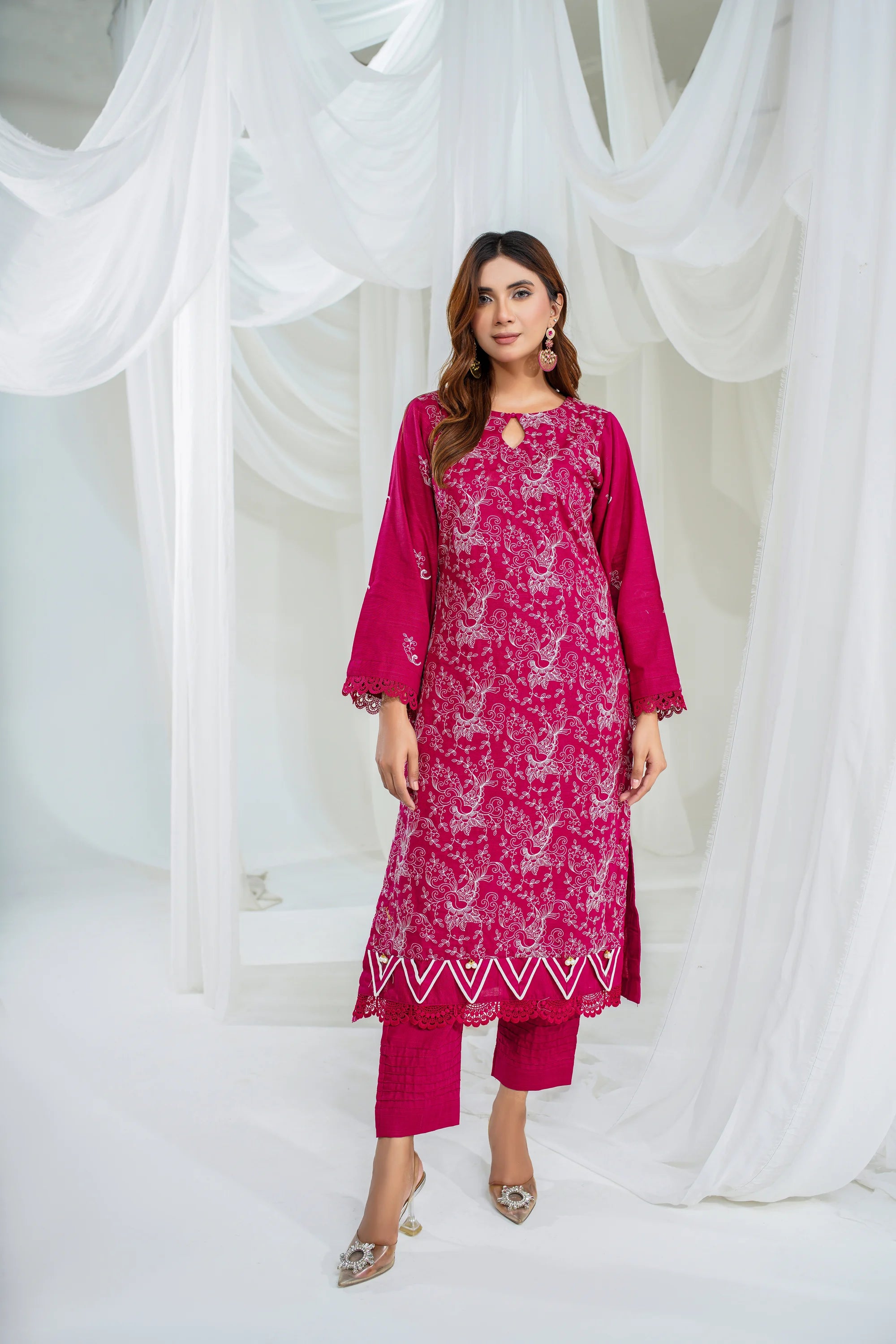 2 Piece Unstitched Embroidered Khaddar Suit (KWU24F402)