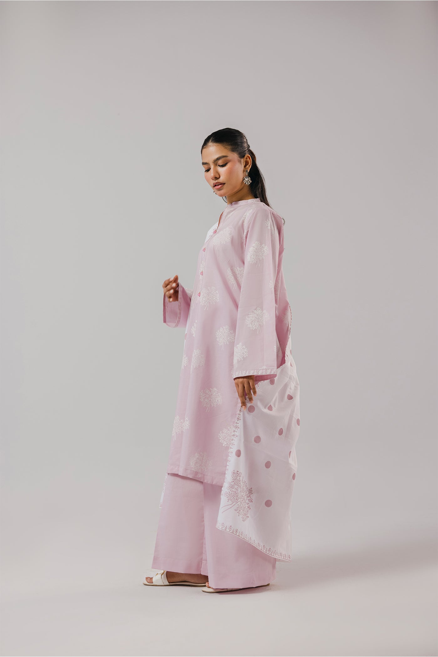 Premium 3 Piece Stitched Hand Printed Lawn (Soft Mauve)